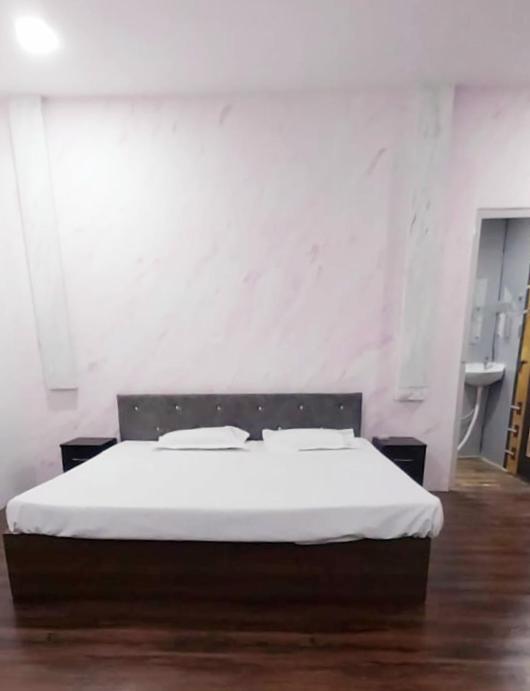 Hotel The Black Leaf Rāipur Exterior foto